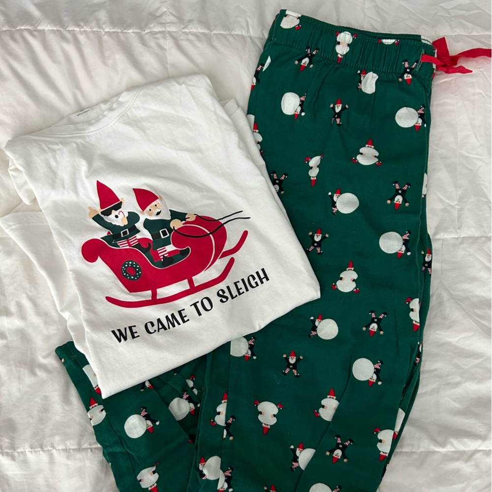 Old Navy Christmas Pajama Set! 🎄🎅🏻